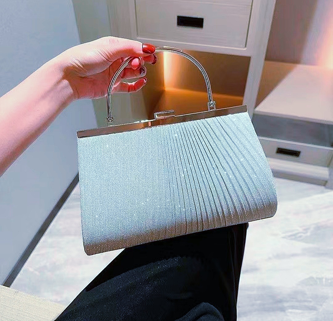 New shiny pleated large capacity handbag princess crossbody bag banquet bag dress small fagrance style nable lady’s bag