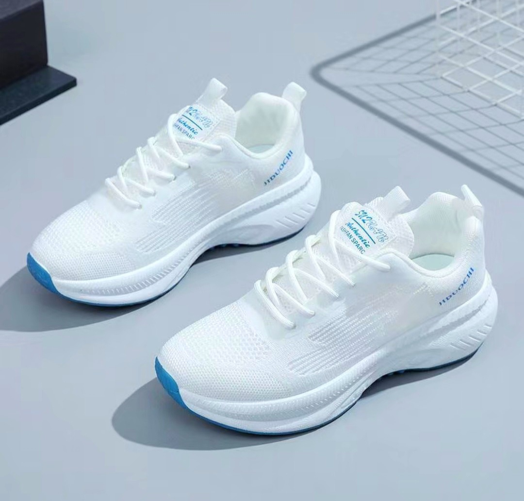 lightweight sports shoes versatile new soft sole running breathable casual mesh